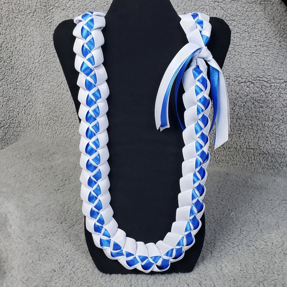 Lei (4 Ribbons) Blue and White 20-inches